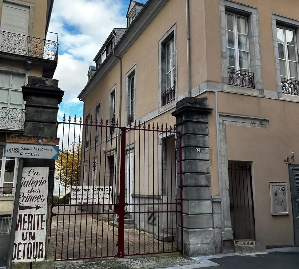Appartement 4 A 6 Personnes Hyper Centre Au Calme Dans Impasse Avec Parking Cauterets Apartament